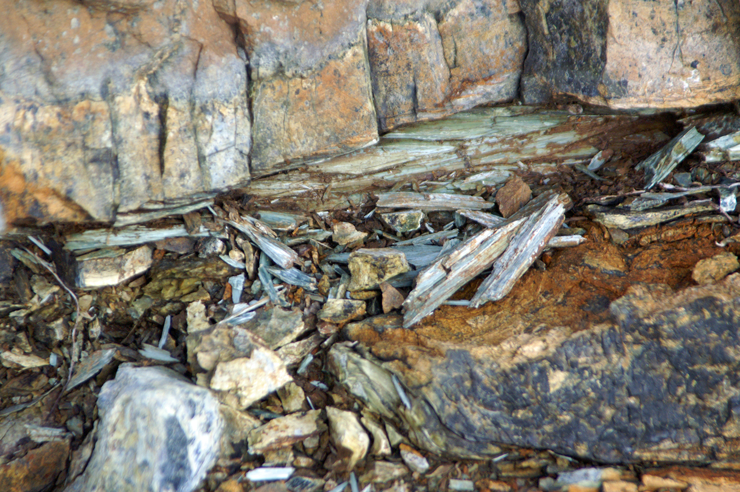 Mineral